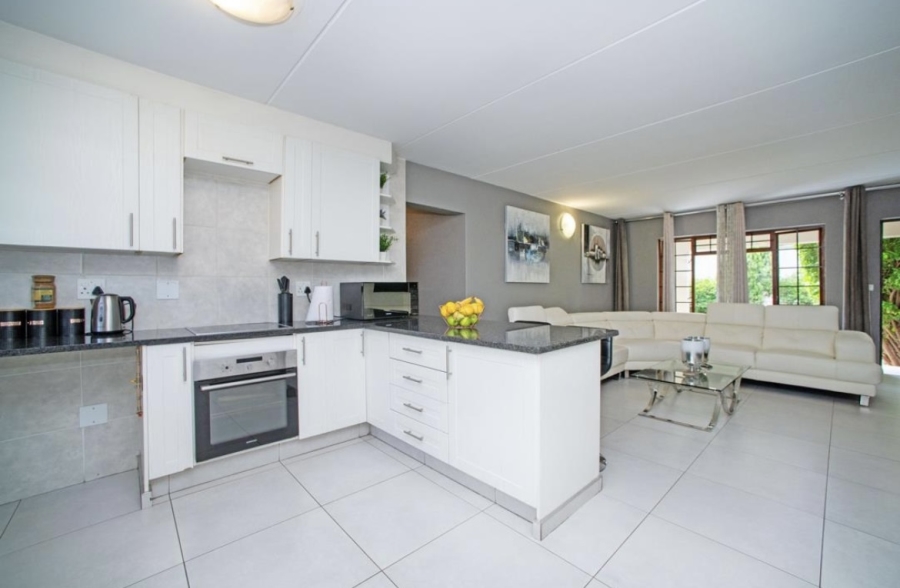 3 Bedroom Property for Sale in Bedfordview Gauteng
