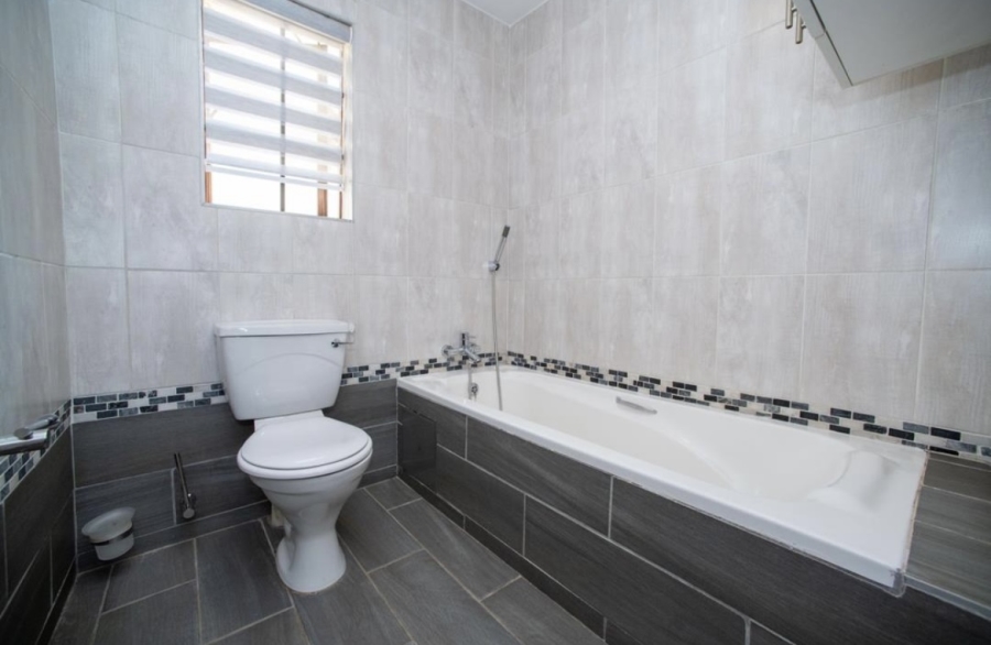 3 Bedroom Property for Sale in Bedfordview Gauteng