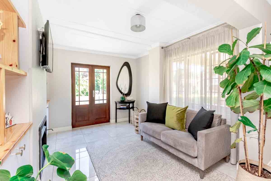 4 Bedroom Property for Sale in Bloubosrand Gauteng