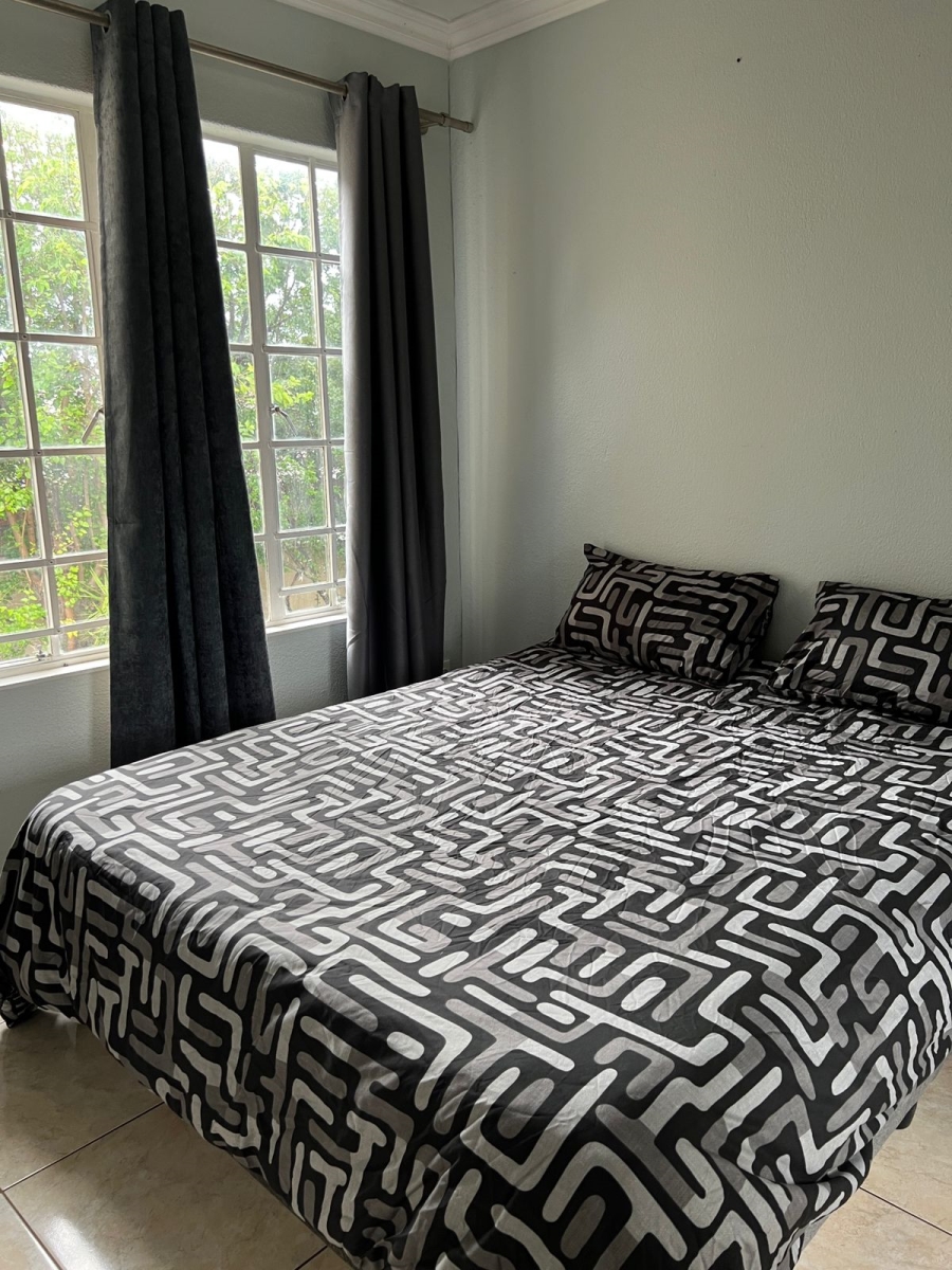 To Let 2 Bedroom Property for Rent in Paulshof Gauteng