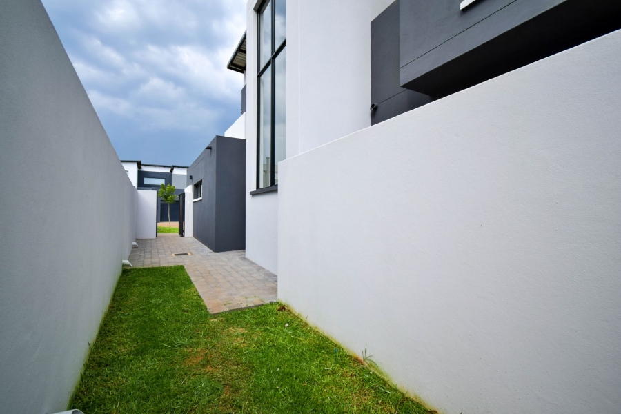 3 Bedroom Property for Sale in Fountainbrook Estate Gauteng