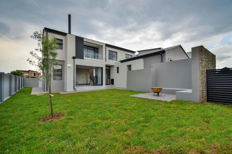 4 Bedroom Property for Sale in Fountainbrook Estate Gauteng