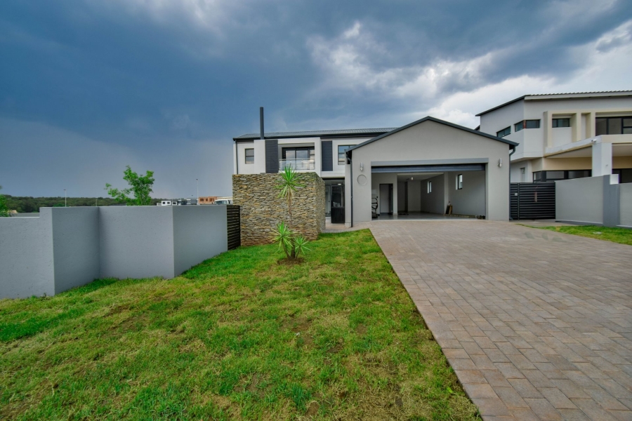 4 Bedroom Property for Sale in Fountainbrook Estate Gauteng