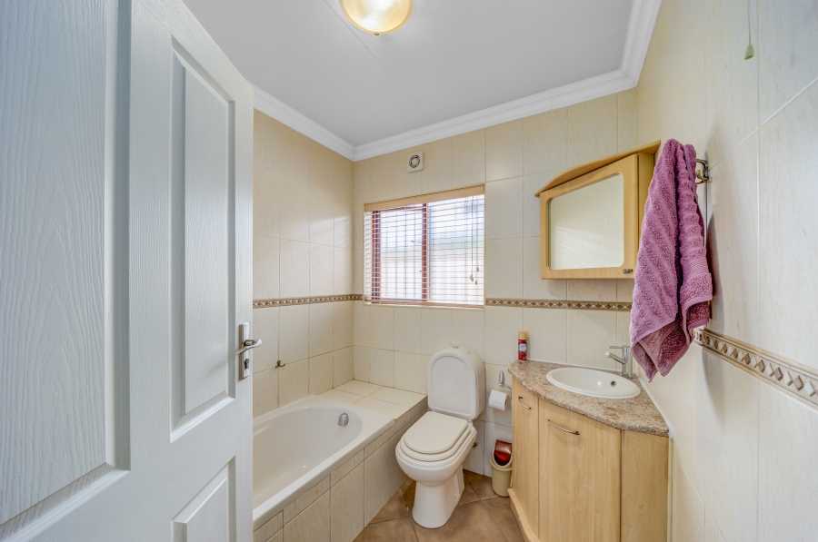 3 Bedroom Property for Sale in Fourways Gauteng