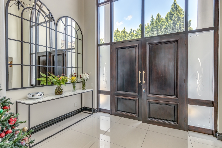 To Let 6 Bedroom Property for Rent in Dainfern Golf Estate Gauteng