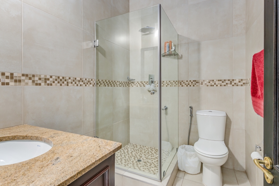 To Let 6 Bedroom Property for Rent in Dainfern Golf Estate Gauteng