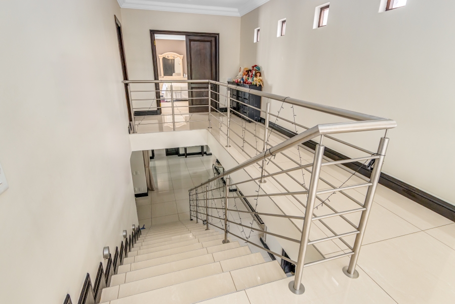 To Let 6 Bedroom Property for Rent in Dainfern Golf Estate Gauteng