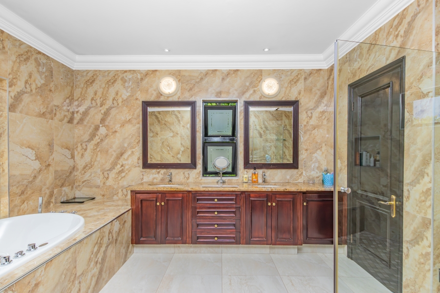 To Let 6 Bedroom Property for Rent in Dainfern Golf Estate Gauteng