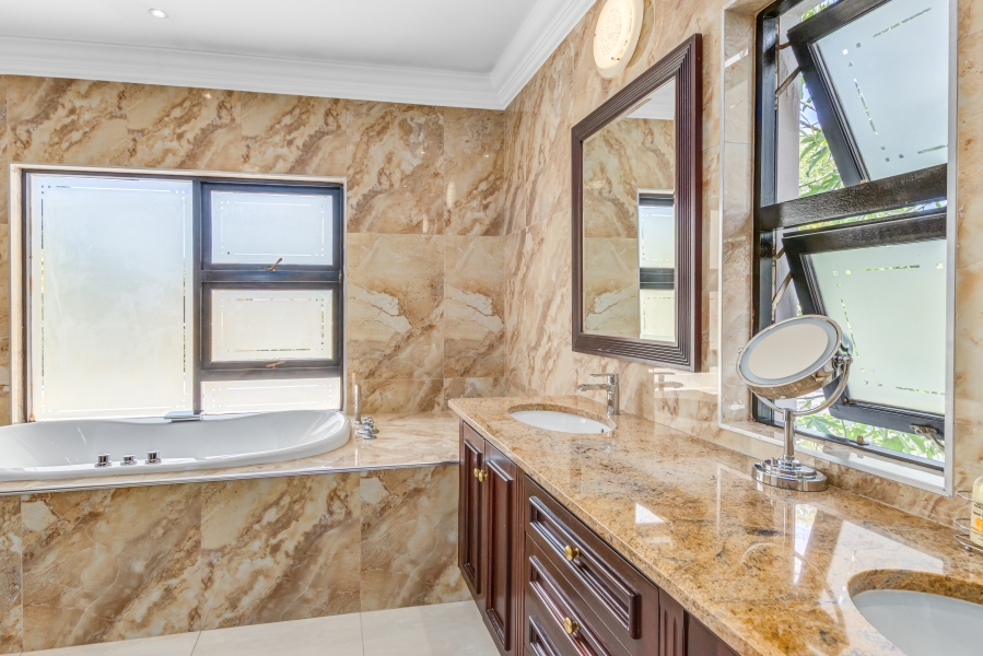 To Let 6 Bedroom Property for Rent in Dainfern Golf Estate Gauteng