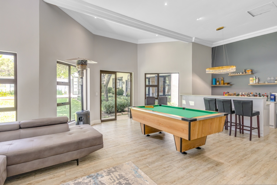 To Let 6 Bedroom Property for Rent in Dainfern Golf Estate Gauteng