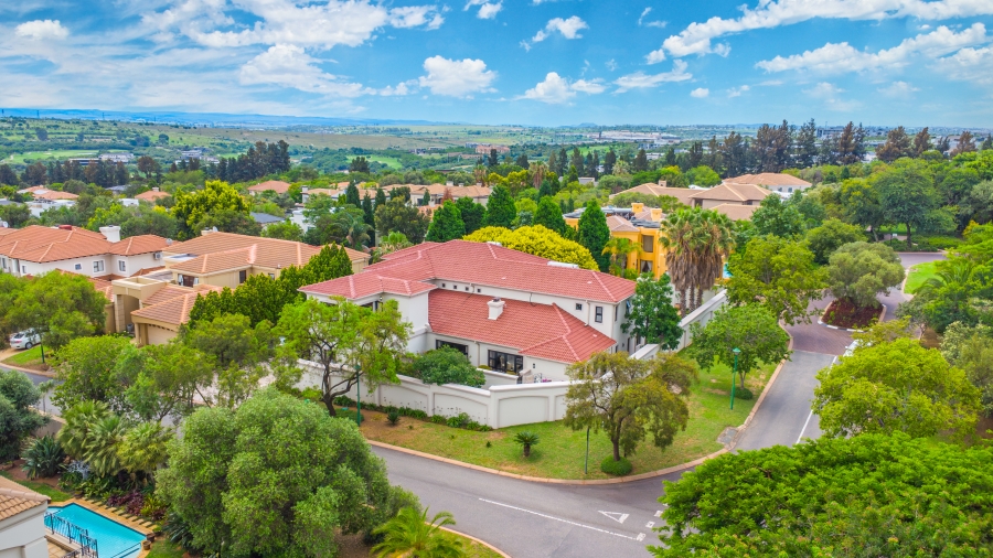 To Let 6 Bedroom Property for Rent in Dainfern Golf Estate Gauteng