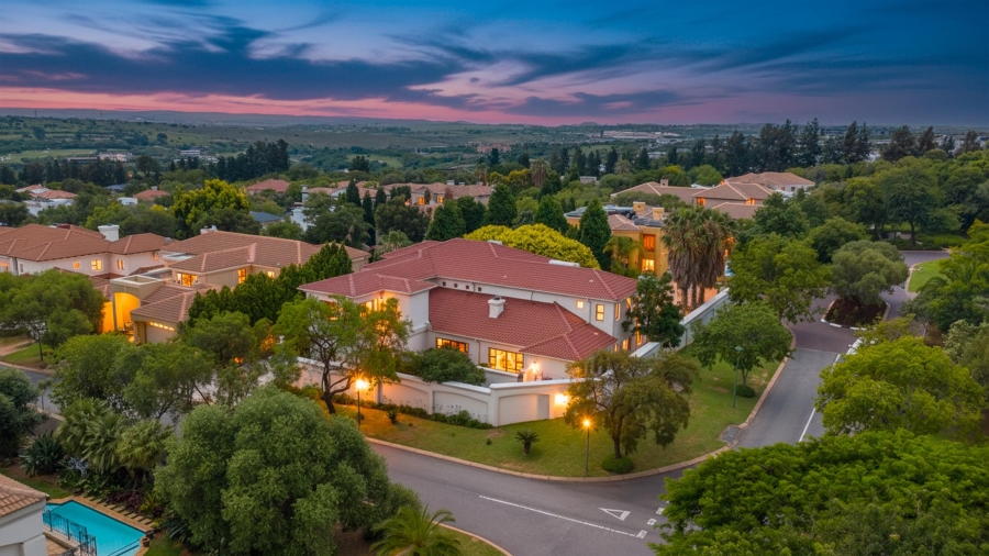 To Let 6 Bedroom Property for Rent in Dainfern Golf Estate Gauteng