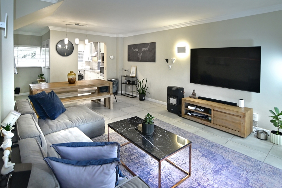 2 Bedroom Property for Sale in Bryanston Gauteng