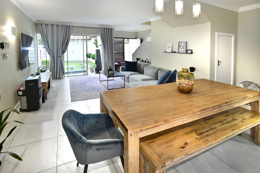 2 Bedroom Property for Sale in Bryanston Gauteng