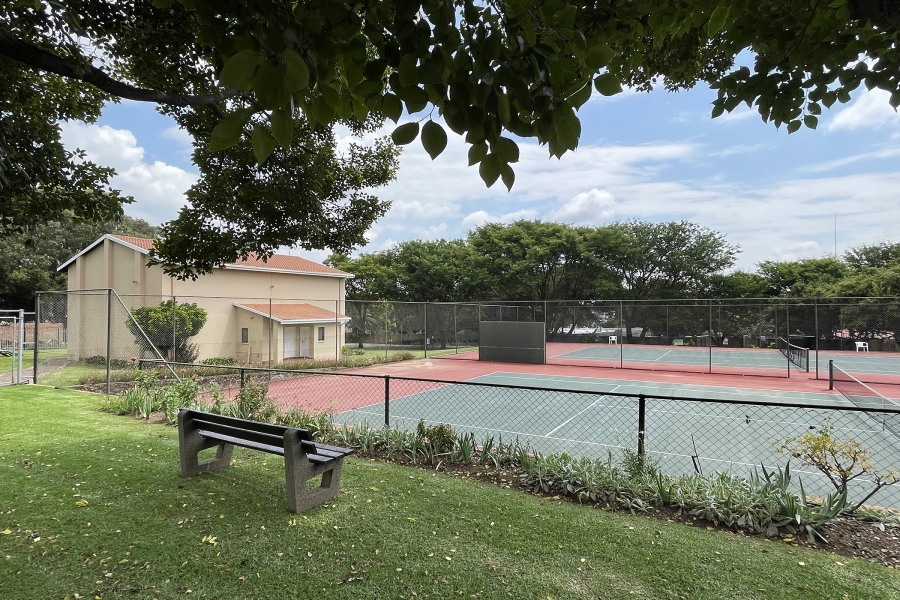 2 Bedroom Property for Sale in Bryanston Gauteng