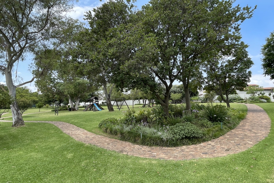 2 Bedroom Property for Sale in Bryanston Gauteng