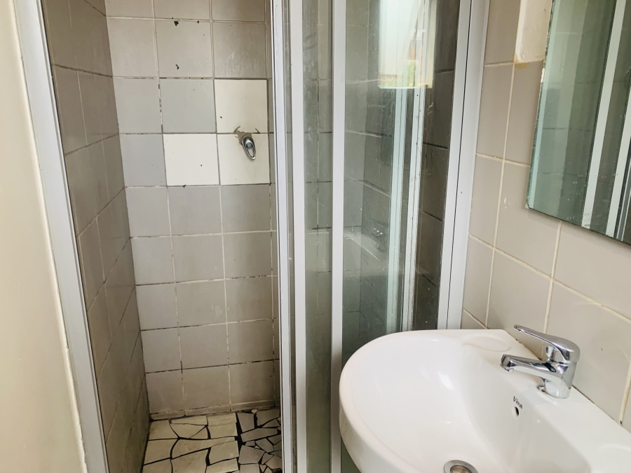 13 Bedroom Property for Sale in Bellevue Gauteng