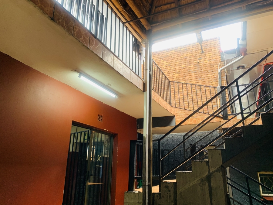 13 Bedroom Property for Sale in Bellevue Gauteng