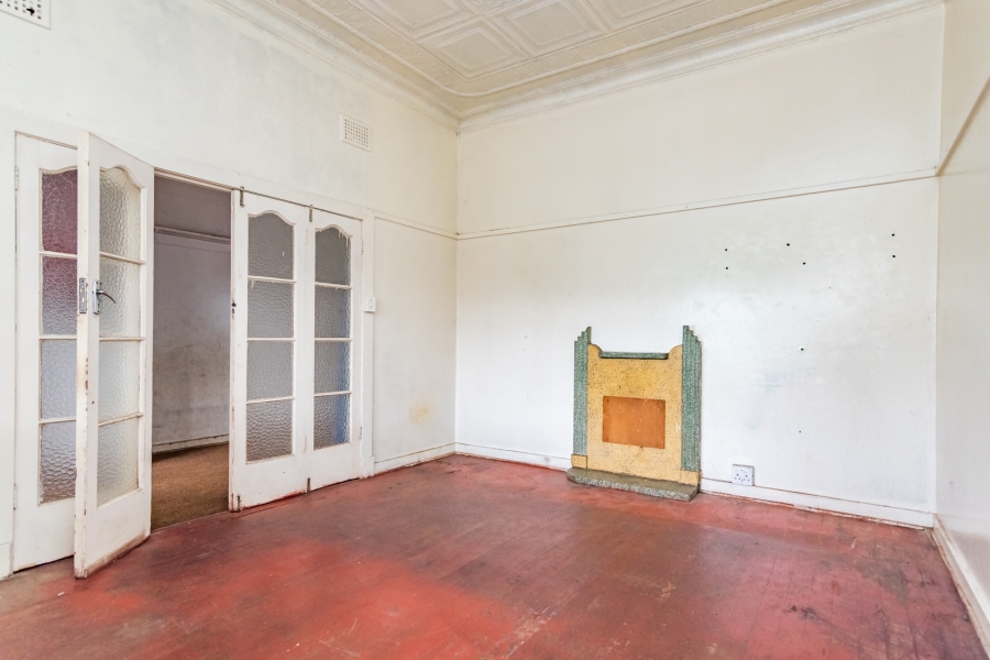 11 Bedroom Property for Sale in Bezuidenhout Valley Gauteng