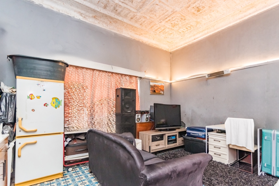 11 Bedroom Property for Sale in Bezuidenhout Valley Gauteng