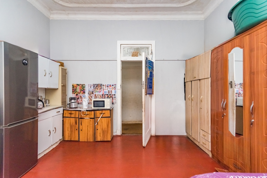 11 Bedroom Property for Sale in Bezuidenhout Valley Gauteng