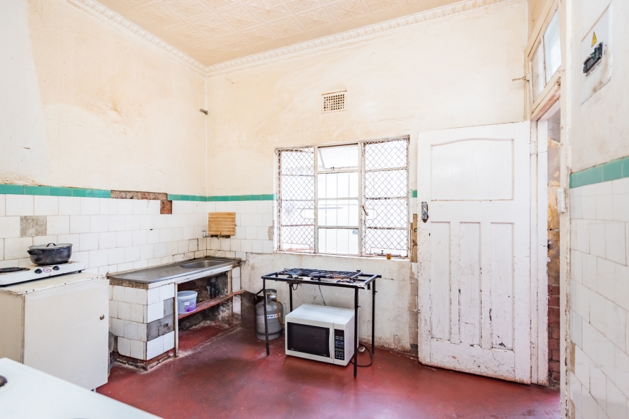 11 Bedroom Property for Sale in Bezuidenhout Valley Gauteng