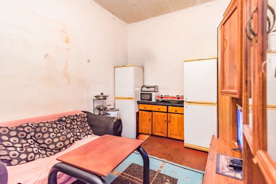 11 Bedroom Property for Sale in Bezuidenhout Valley Gauteng