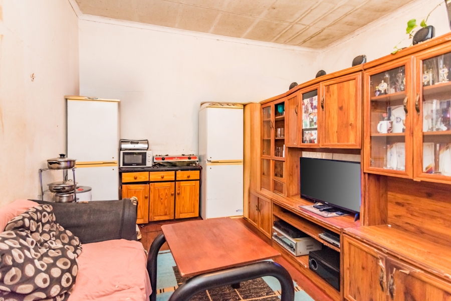 11 Bedroom Property for Sale in Bezuidenhout Valley Gauteng