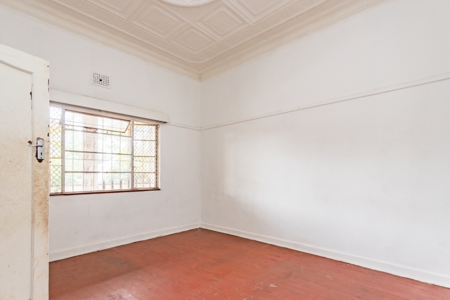 11 Bedroom Property for Sale in Bezuidenhout Valley Gauteng