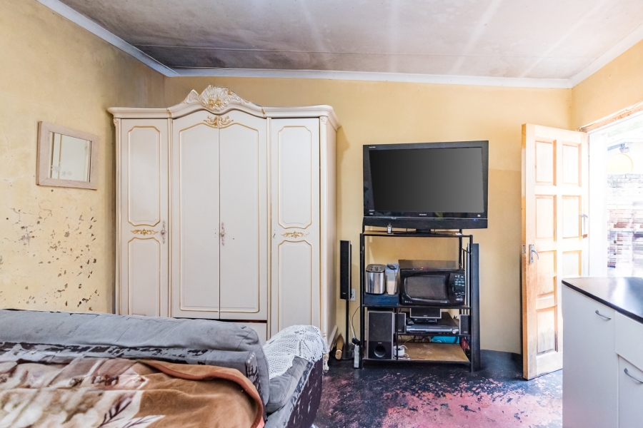 11 Bedroom Property for Sale in Bezuidenhout Valley Gauteng