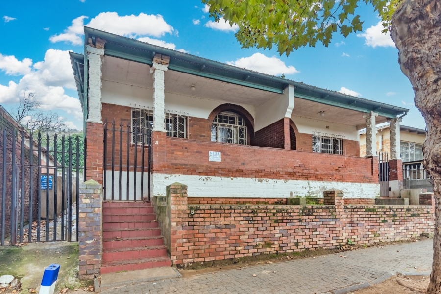 11 Bedroom Property for Sale in Bezuidenhout Valley Gauteng