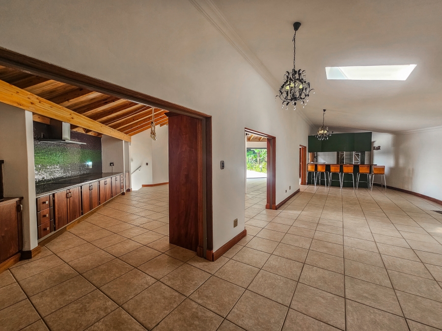 4 Bedroom Property for Sale in Faerie Glen Gauteng