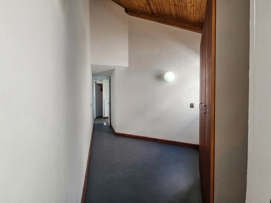 4 Bedroom Property for Sale in Faerie Glen Gauteng