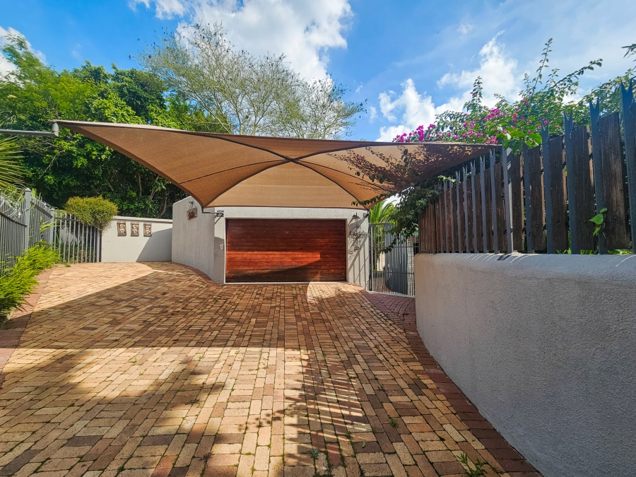 4 Bedroom Property for Sale in Faerie Glen Gauteng