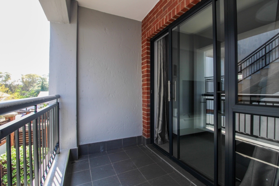 1 Bedroom Property for Sale in Bryanston Gauteng