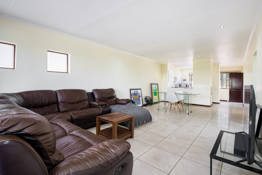 2 Bedroom Property for Sale in Lonehill Gauteng