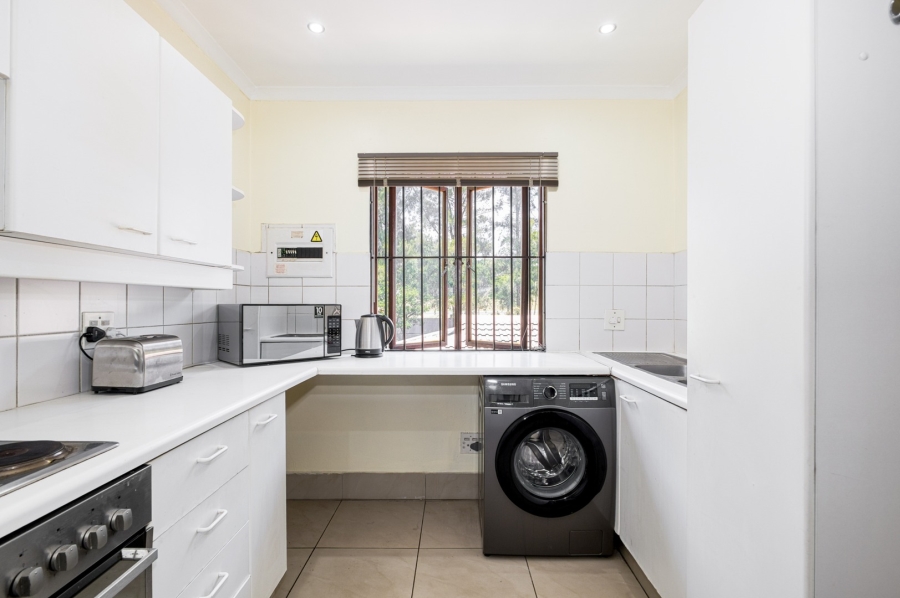 2 Bedroom Property for Sale in Lonehill Gauteng