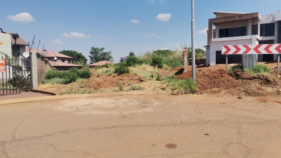 0 Bedroom Property for Sale in Lady Selborne Gauteng