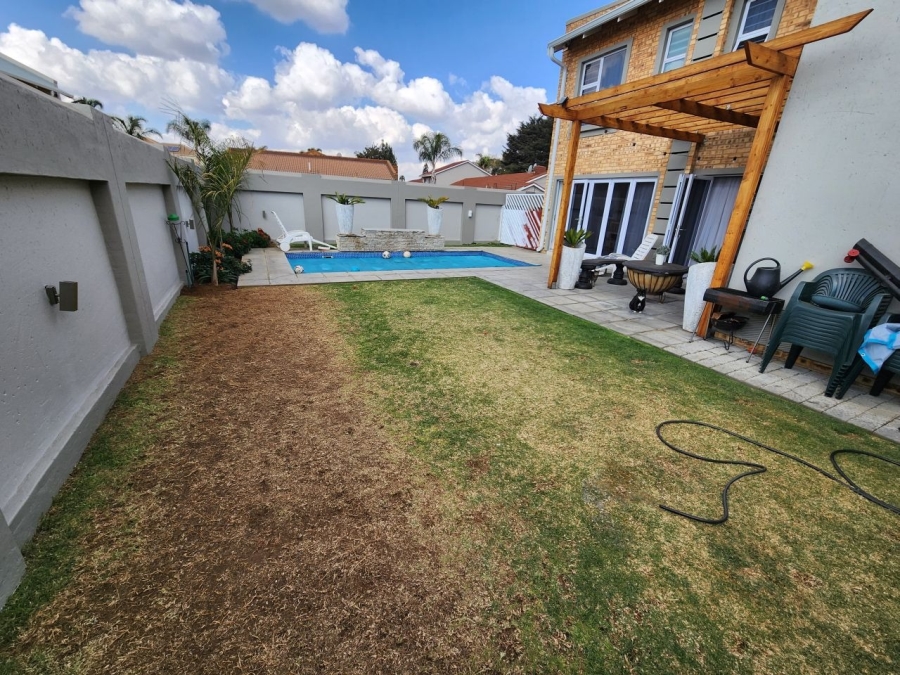 3 Bedroom Property for Sale in Beyers Park Gauteng