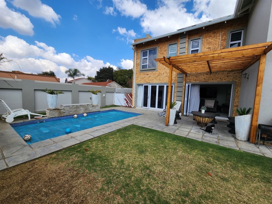 3 Bedroom Property for Sale in Beyers Park Gauteng