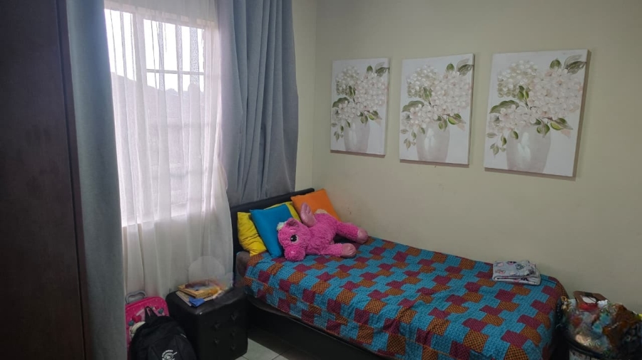 3 Bedroom Property for Sale in Kosmosdal Gauteng