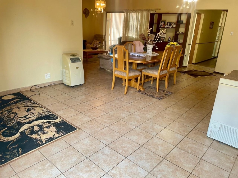 3 Bedroom Property for Sale in Sinoville Gauteng