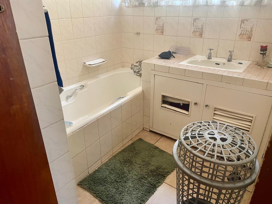3 Bedroom Property for Sale in Sinoville Gauteng