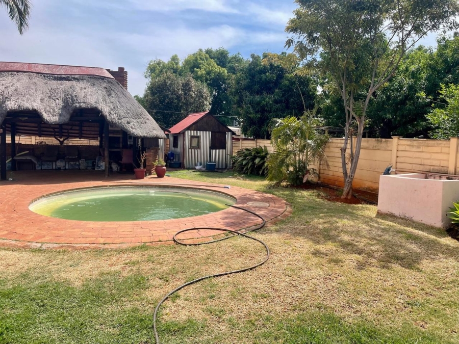 3 Bedroom Property for Sale in Sinoville Gauteng