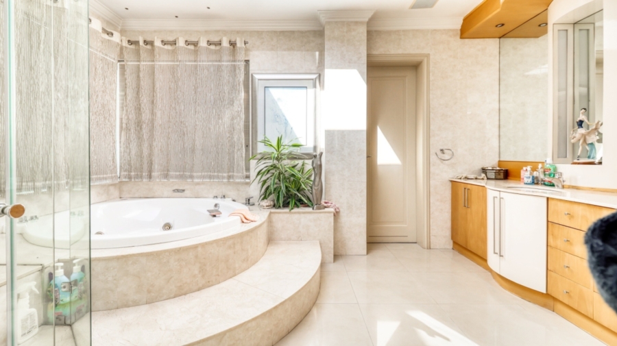 4 Bedroom Property for Sale in Dainfern Golf Estate Gauteng