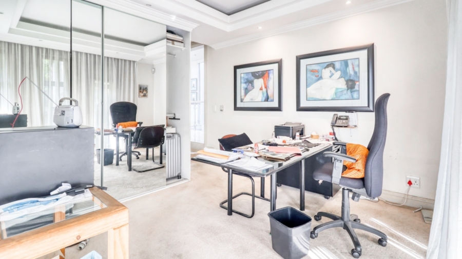 4 Bedroom Property for Sale in Dainfern Golf Estate Gauteng