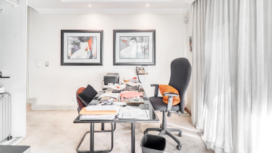 4 Bedroom Property for Sale in Dainfern Golf Estate Gauteng