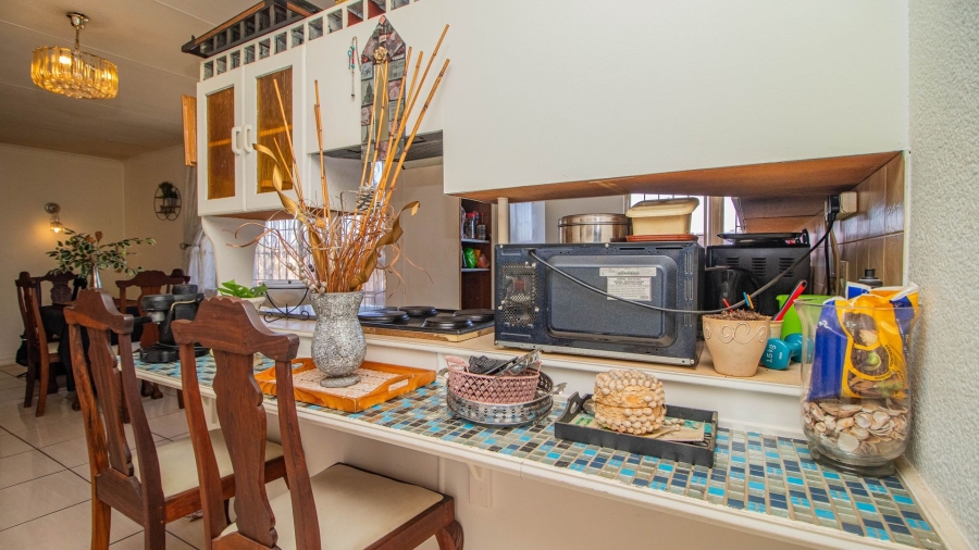 3 Bedroom Property for Sale in Goedeburg Gauteng