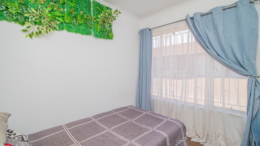 3 Bedroom Property for Sale in Goedeburg Gauteng