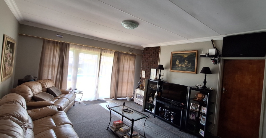 3 Bedroom Property for Sale in Sonland Park Gauteng